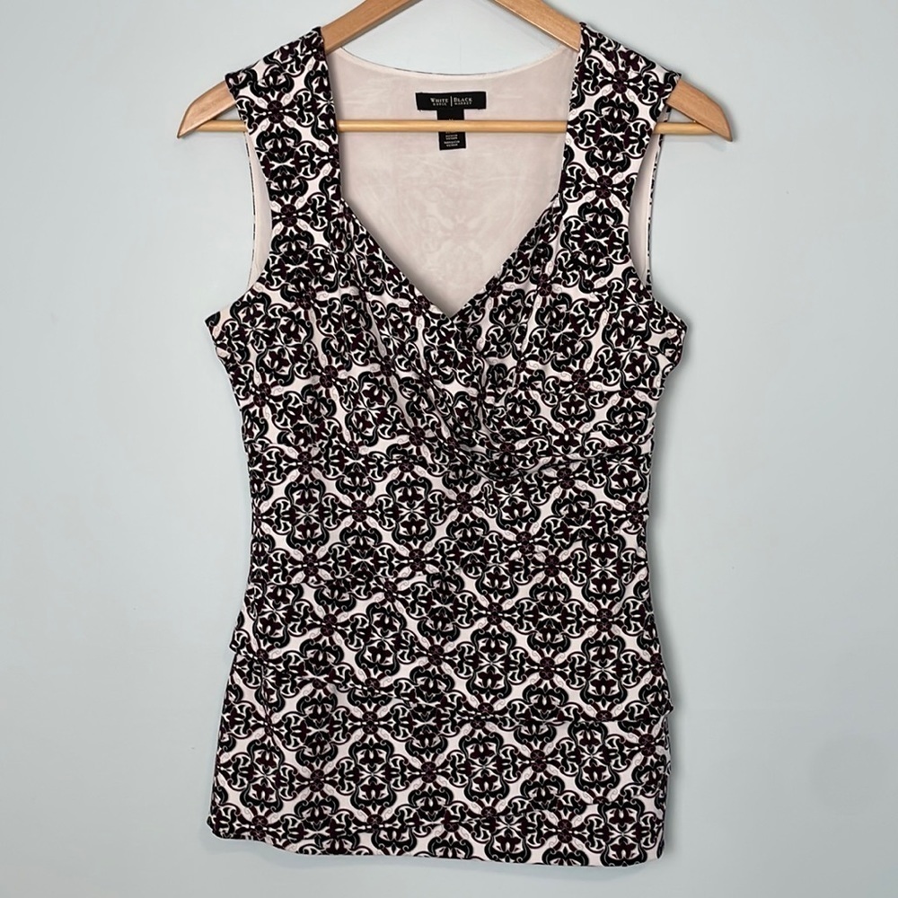 White House Black Market Damask Print Tiered Sleeveless Shell Top Size M